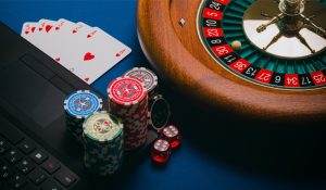 How do I know if an online casino is licensed?